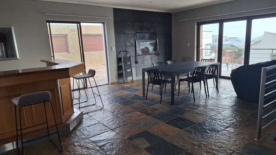 4 Bedroom Property for Sale in Humerail Eastern Cape